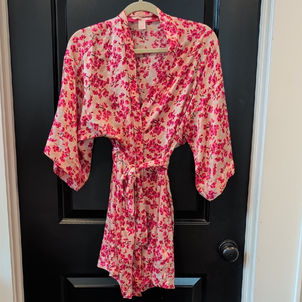 Victoria's Secret Cherry Blossoms Short Robe Kimono